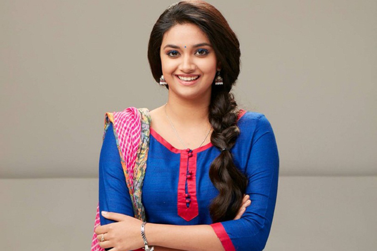 Keerthy Suresh Aka Keerthi Suresh Profile Wiki Age Family Movies Photos Images Keerthi suresh do work to keep her body toned and also in proper shape. ehotbuzz