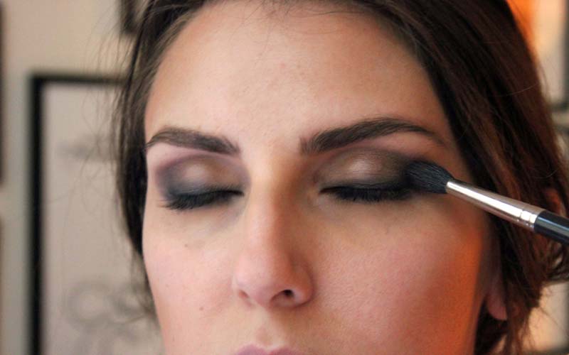 10 Makeup Tricks To Make Your Eyes Look Bigger2