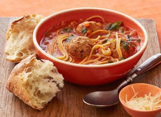 Tasty One-Pot Baked Spaghetti and Meatballs Recipe