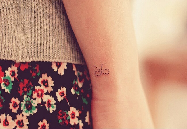 15 Tiny, Cute And Stylish Tattoos That Every Girl Would Want.......Check Out 5 And 8 Are The cuttest One06