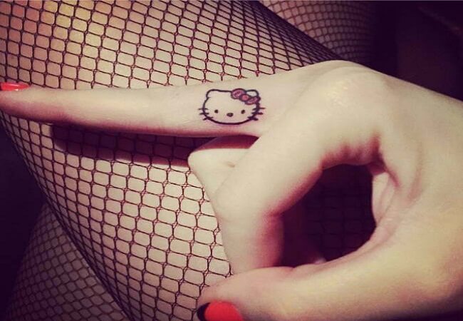 15 Tiny, Cute And Stylish Tattoos That Every Girl Would Want.......Check Out 5 And 8 Are The cuttest One12