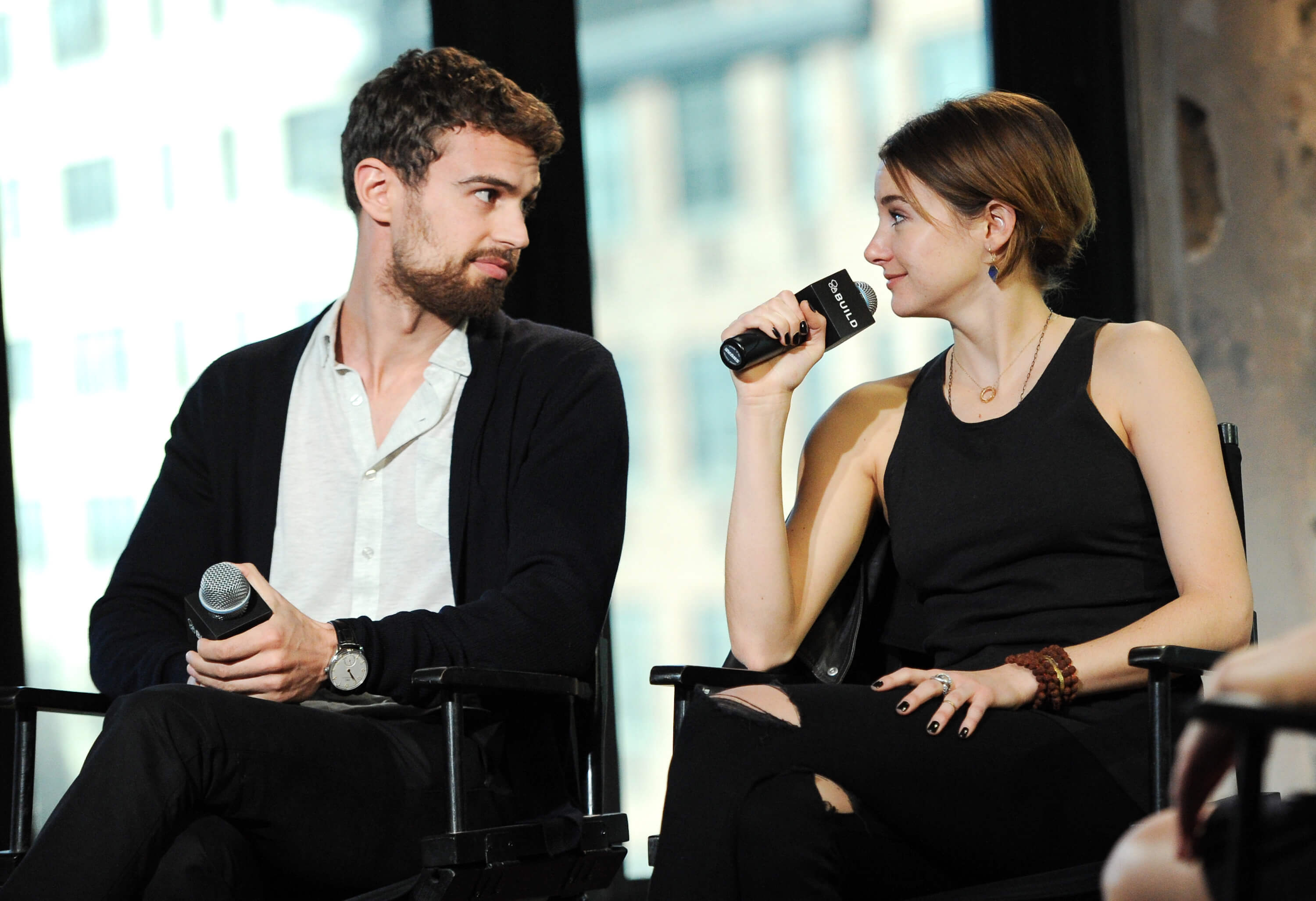 Shailene woodley theo james engaged