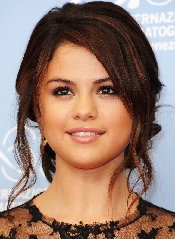 Top 10 Motivational Quotes By Selena Gomez-1