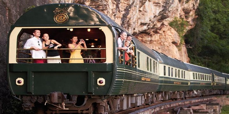 Top 5 Beautiful World Destinations To Travel By Train4