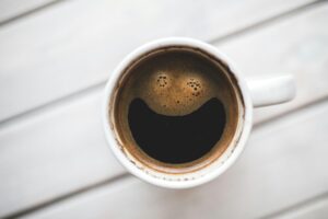 Green tea vs Black coffee