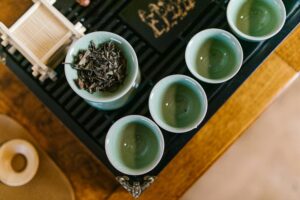 Green tea vs black coffee